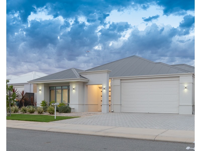 10 Flindell Avenue, Caversham WA 6055