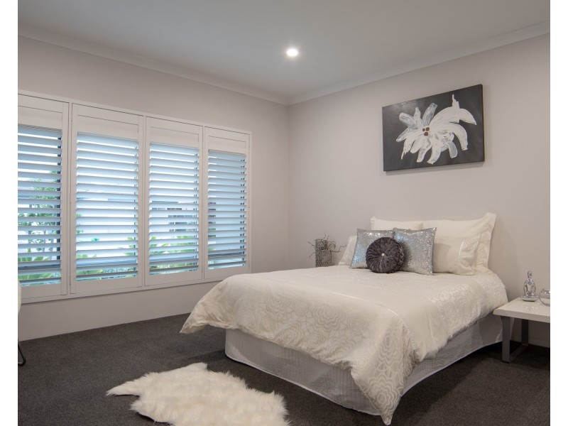 10 Flindell Avenue, Caversham WA 6055