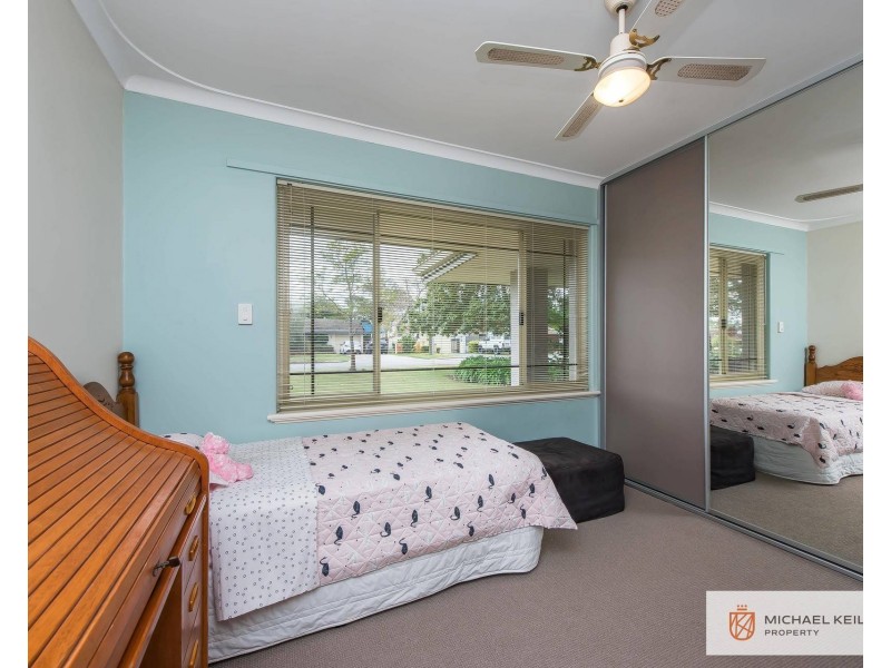 29 Holmes Street, Shelley WA 6148