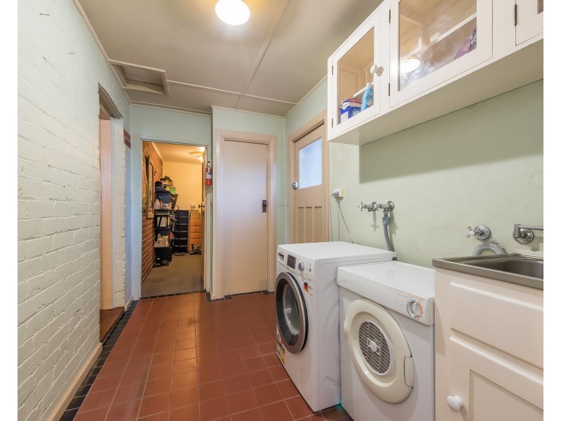 21a State Street, Victoria Park WA 6100