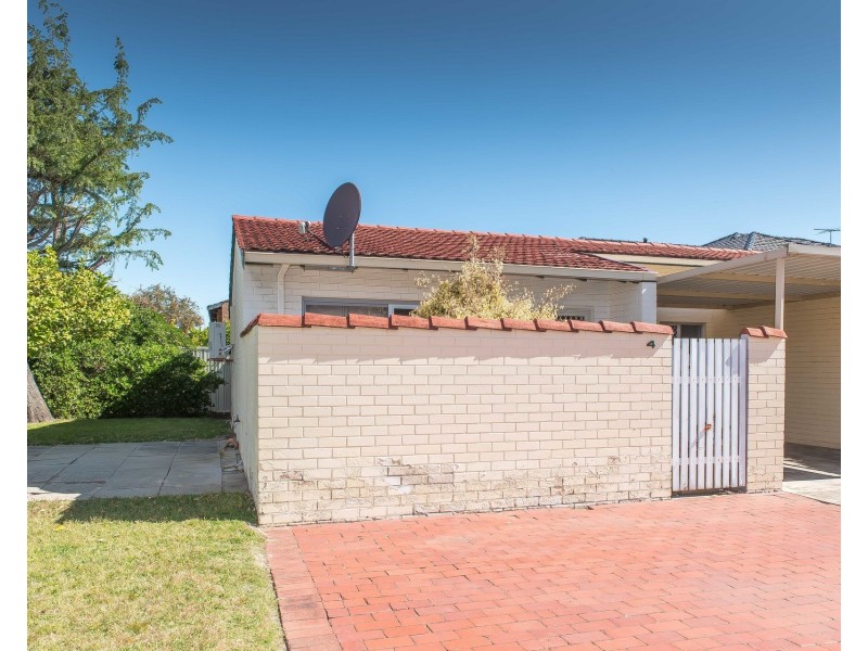 4/86 Robert Street, Como WA 6152