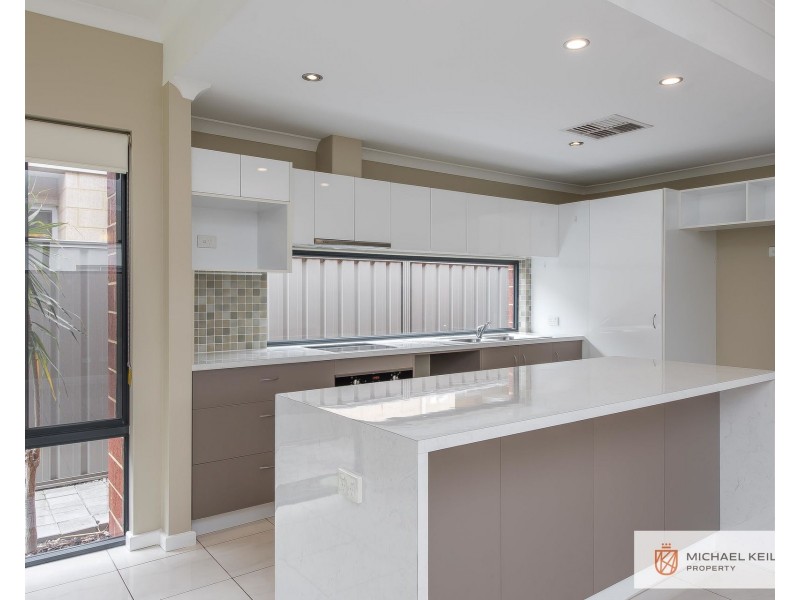 43A Fitzroy Road, Rivervale WA 6103