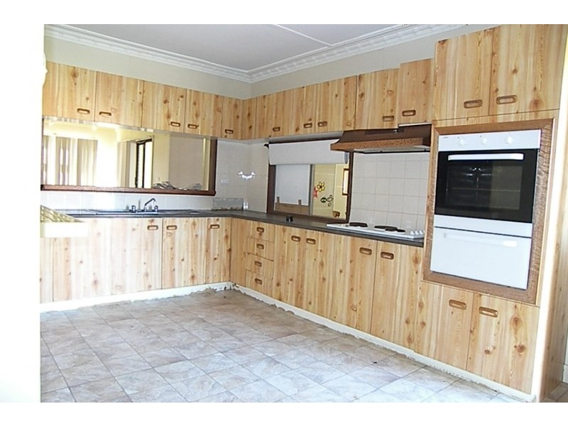 10 Osborne Street, Dapto NSW 2530