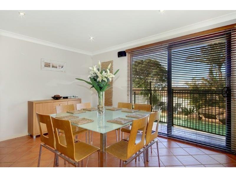 76 Horsley Drive, Horsley NSW 2530
