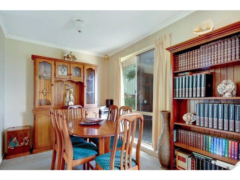 31 Malonga Place, Koonawarra NSW 2530