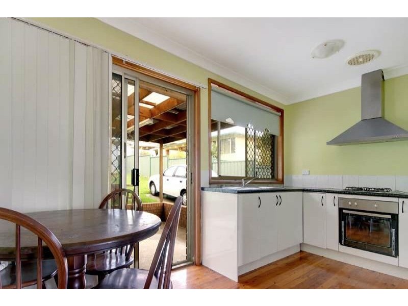 49 Compton Street, Dapto NSW 2530