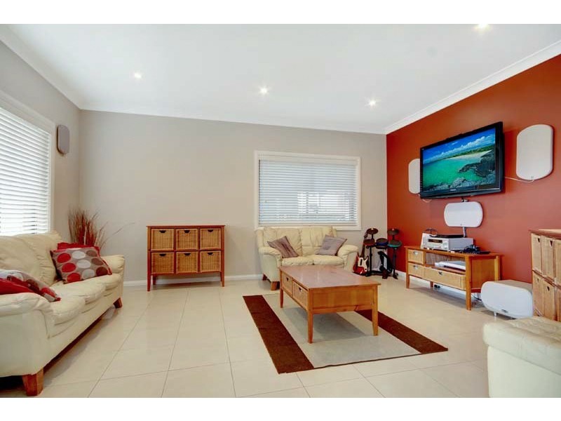 61A Rickard Road, Farmborough Heights NSW 2526