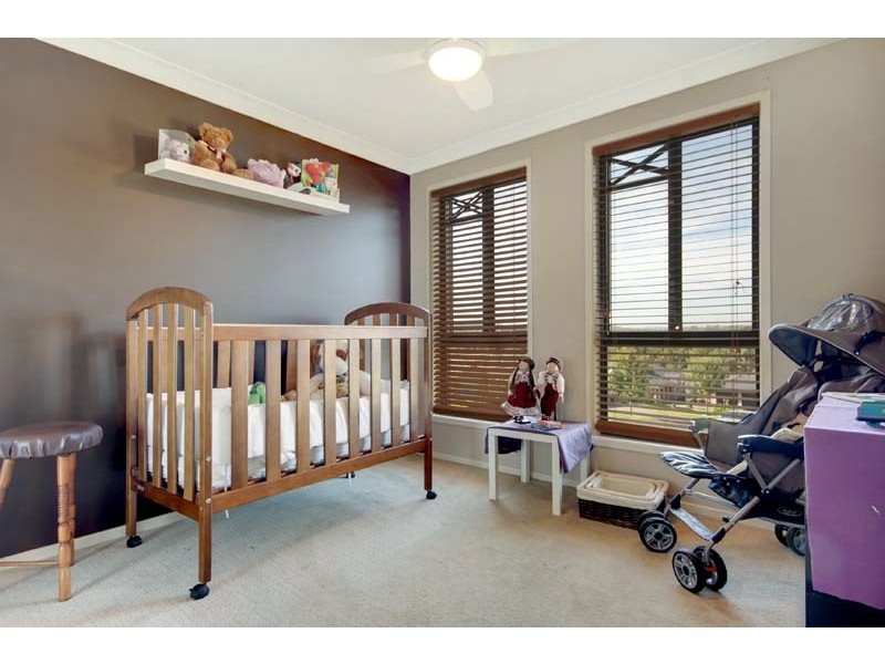 8 Arboreal Place, Horsley NSW 2530