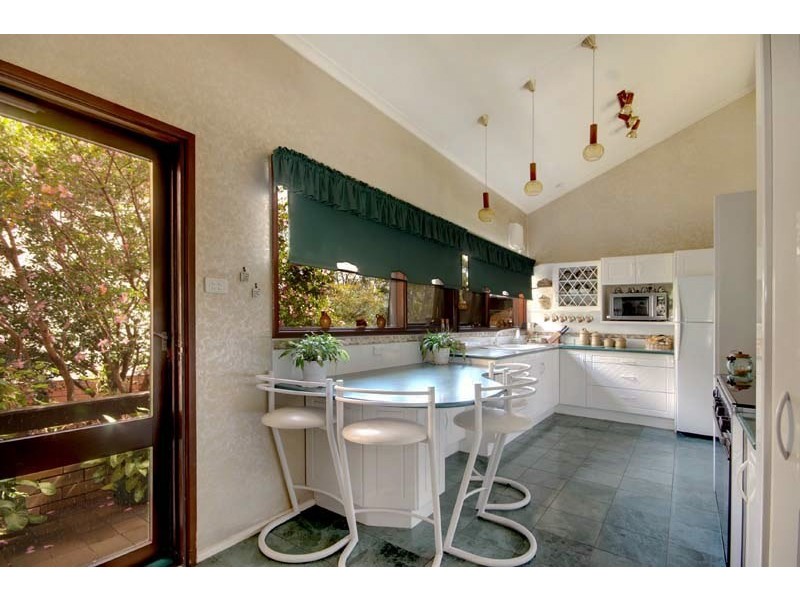 35 Tait Avenue, Kanahooka NSW 2530