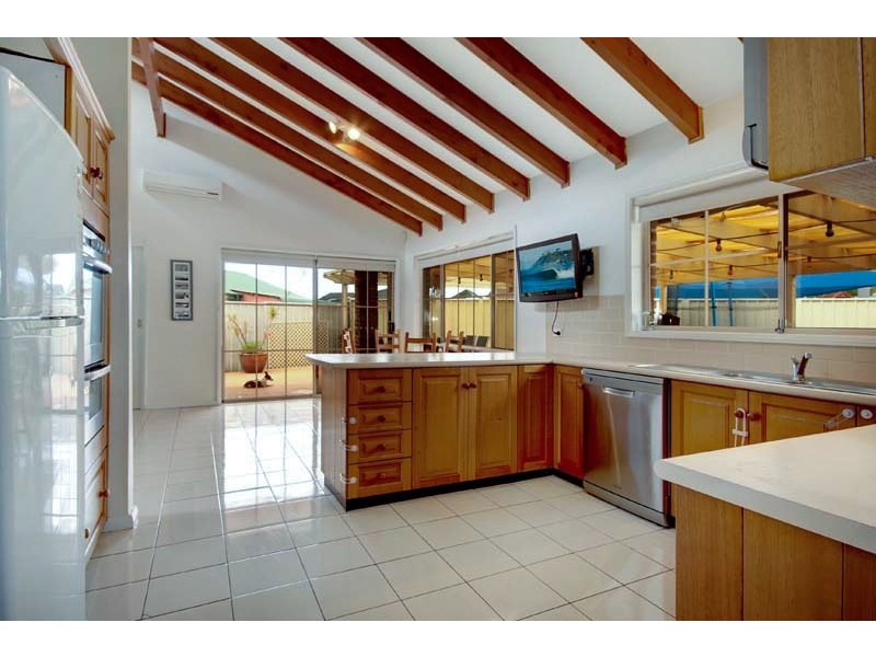 3 Luke Place, Horsley NSW 2530