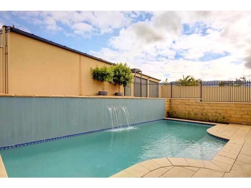 91 Robins Creek Drive, Horsley NSW 2530