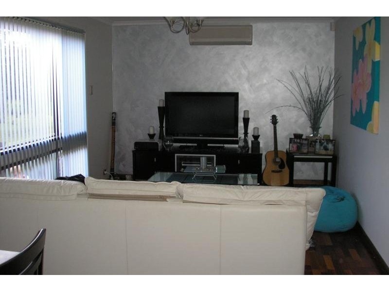 8B Horsley Drive, Horsley NSW 2530