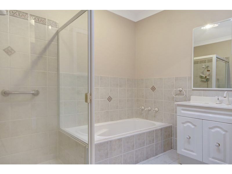 6/13 Tannery Street, Unanderra NSW 2526