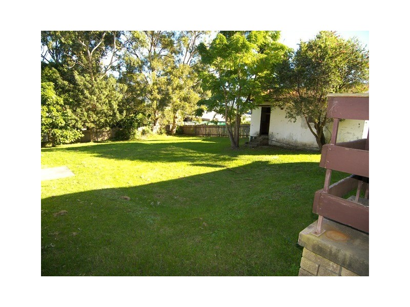 320 Princes Highway, Dapto NSW 2530