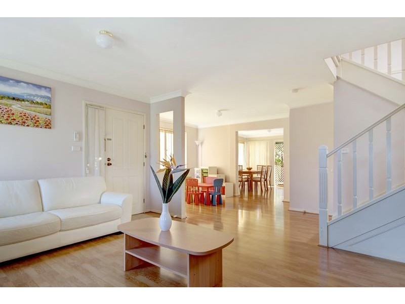 4 Paddington Lane, Dapto NSW 2530