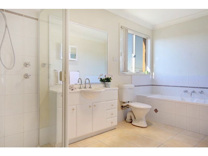 4 Paddington Lane, Dapto NSW 2530