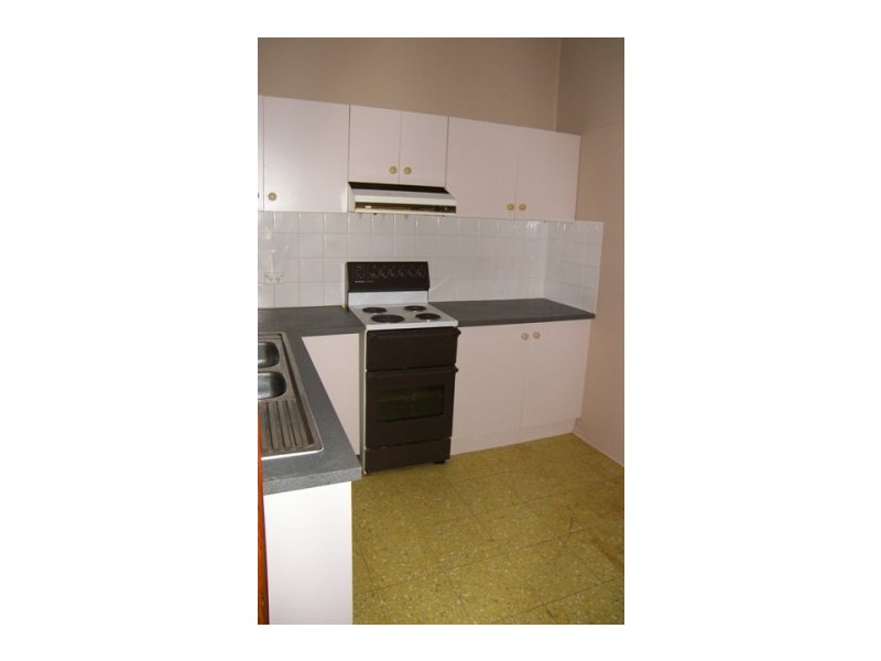 42 Bambil Crescent, Dapto NSW 2530