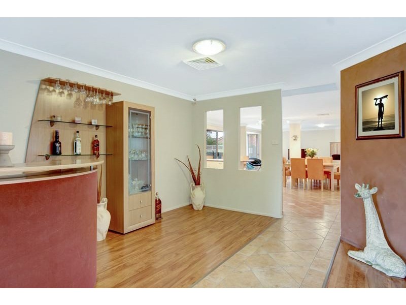 25 Robins Creek Drive, Horsley NSW 2530
