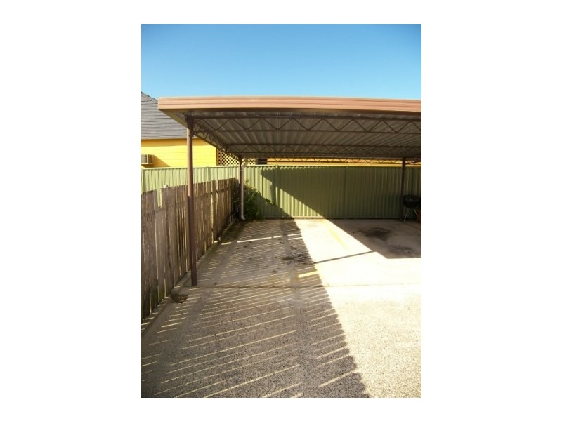 3/27  Prince Edward Drive, Dapto NSW 2530