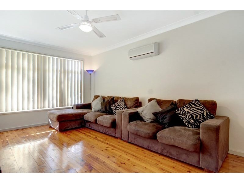 15 Maple Street, Albion Park Rail NSW 2527