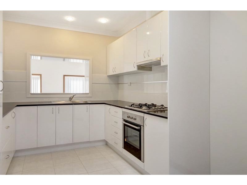 30 Kent Road, Dapto NSW 2530