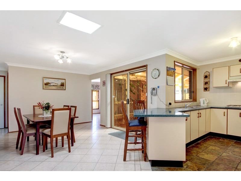 6 Yeldah Drive, Horsley NSW 2530