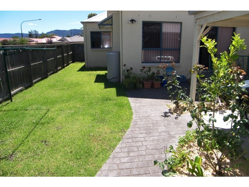 7 North Terrace, Dapto NSW 2530