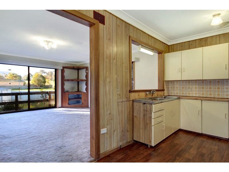 19 Bambil Crescent, Dapto NSW 2530
