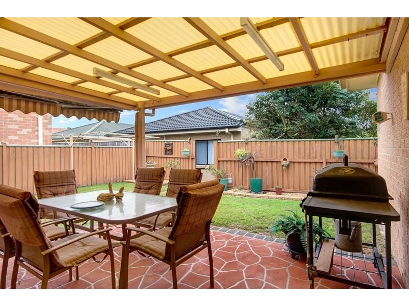 86 Stanthorpe Drive, Kanahooka NSW 2530