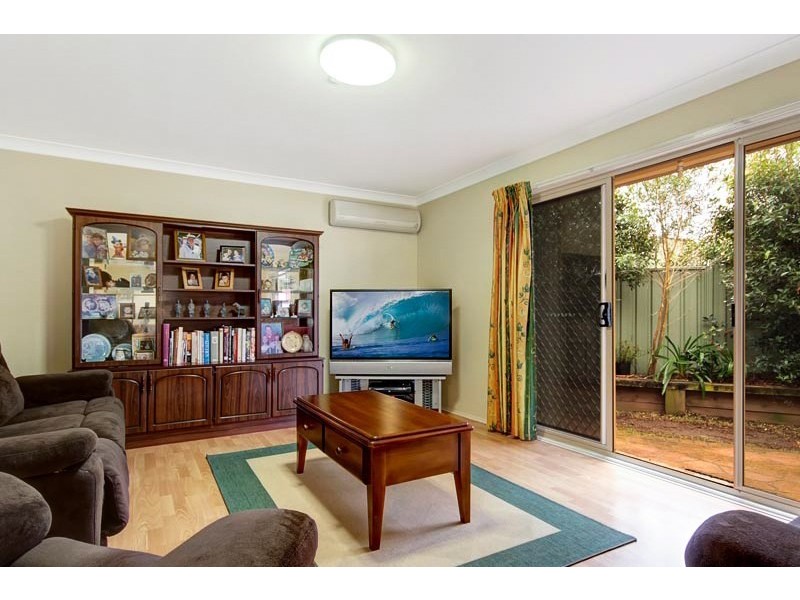 16 Selwyn Grove, Horsley NSW 2530