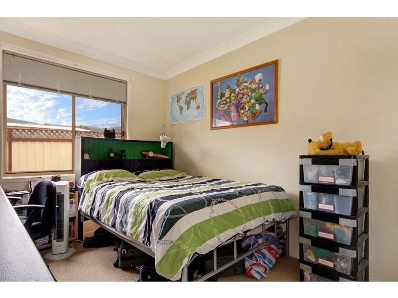 16 Selwyn Grove, Horsley NSW 2530