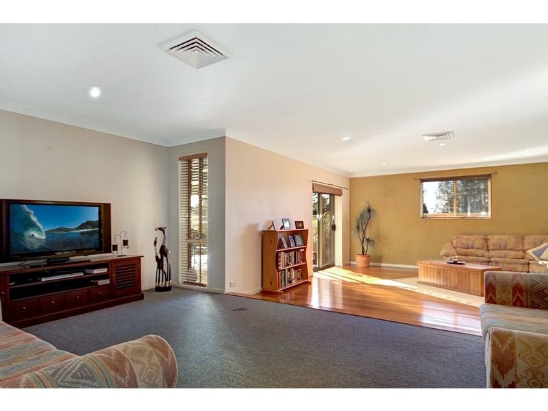 20 Sunnybank Crescent, Horsley NSW 2530