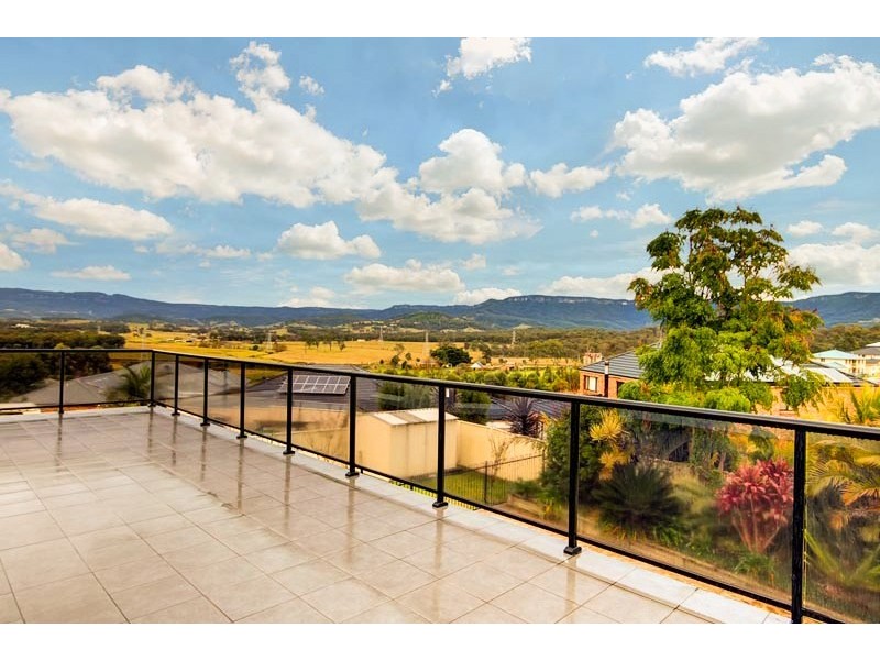 10 Shiraz Drive, Dapto NSW 2530