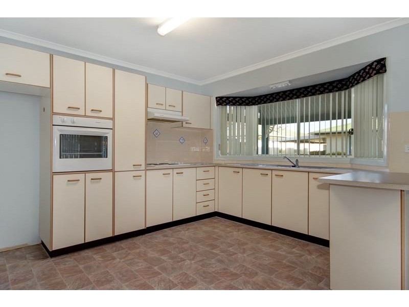 19 Willow Crescent, Kanahooka NSW 2530