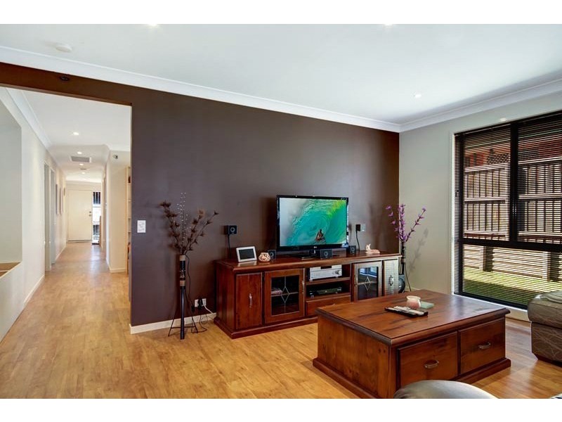 15 Kariewood Circuit, Horsley NSW 2530