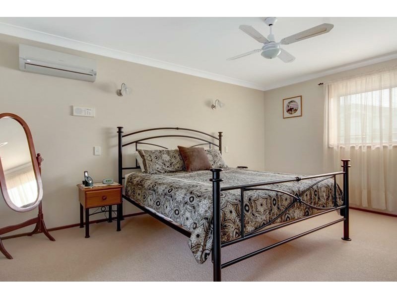 19 Glengarry Way, Horsley NSW 2530