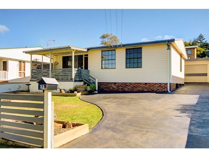 32 Cheshire Street, Berkeley NSW 2506