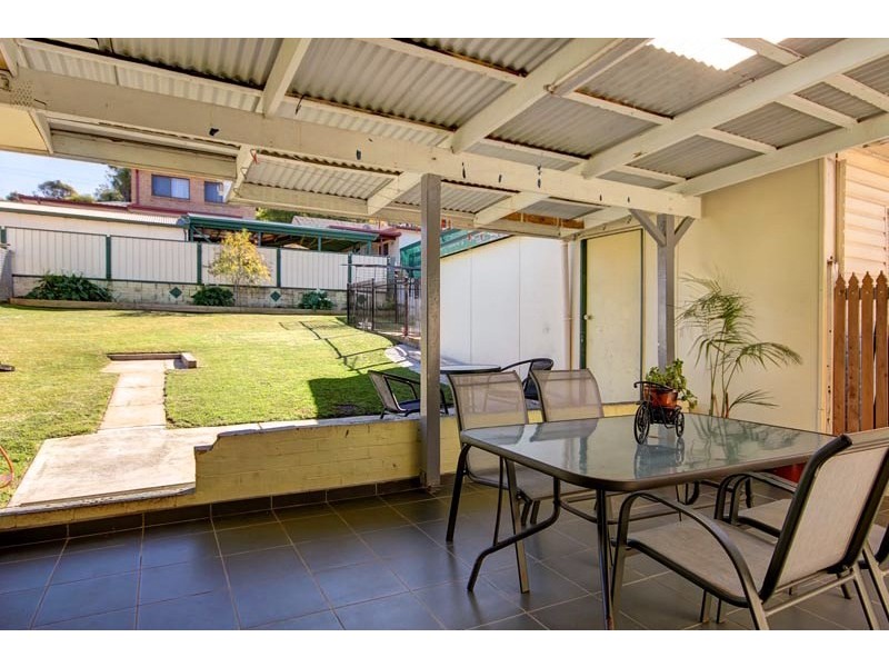 32 Cheshire Street, Berkeley NSW 2506