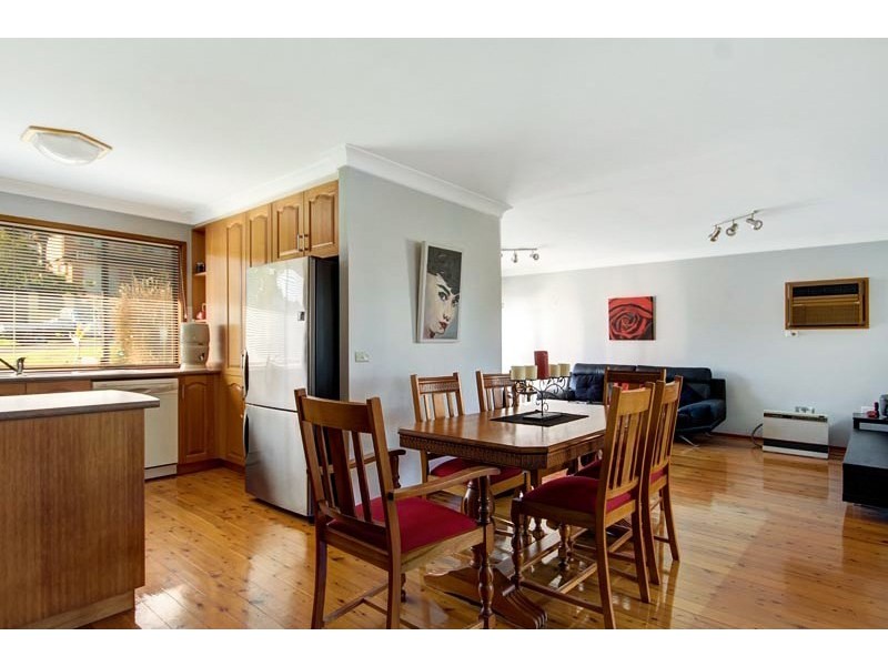 71 Thirroul Road, Kanahooka NSW 2530