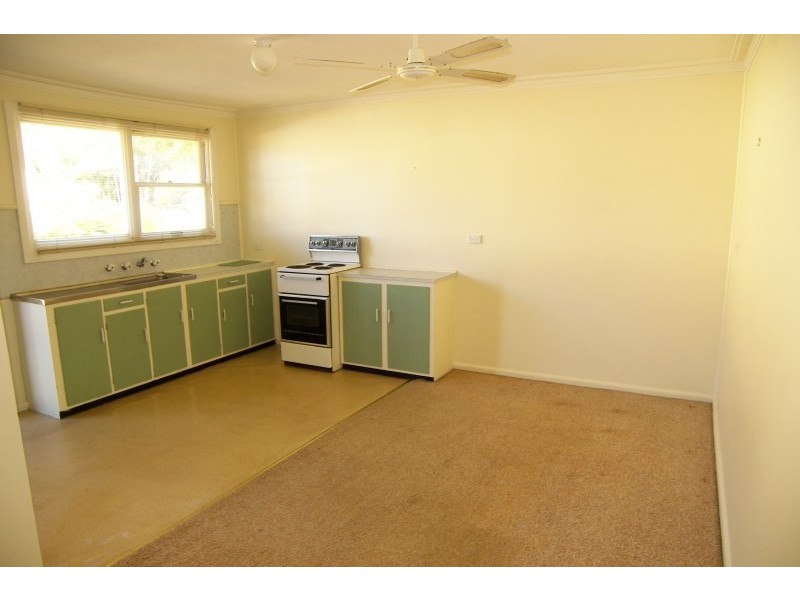 2/91 Burke Road, Dapto NSW 2530