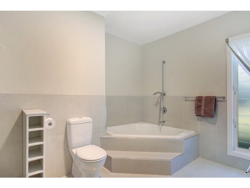 21 Glen Ayre Avenue, Horsley NSW 2530
