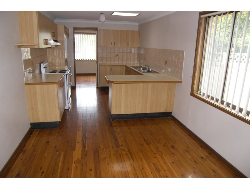 5 Ballentine Place, Horsley NSW 2530