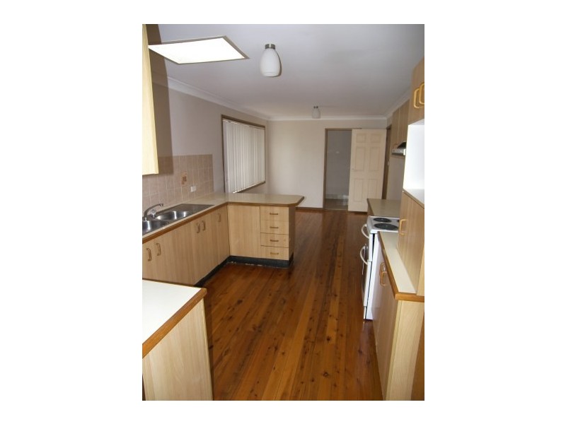 5 Ballentine Place, Horsley NSW 2530