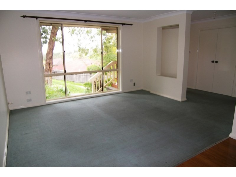38 Sandalwood Place, Unanderra NSW 2526