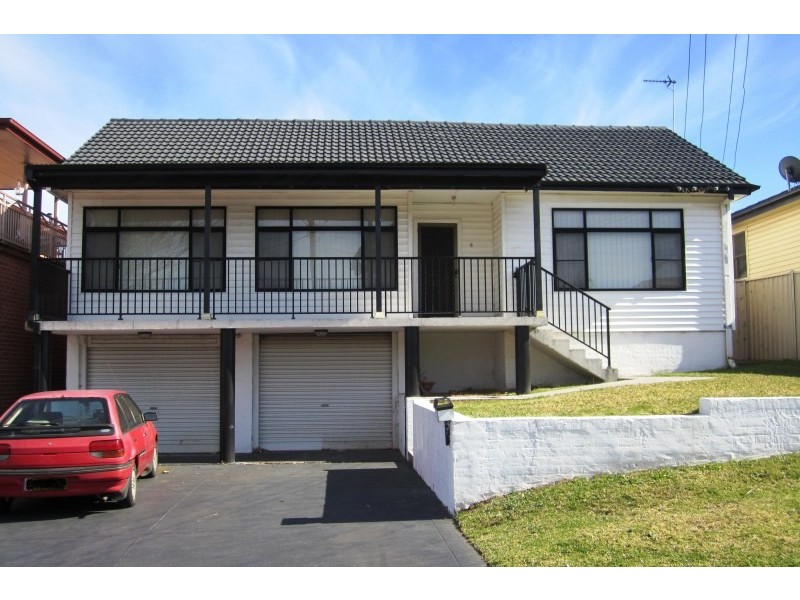 8 Burrell Crescent, Dapto NSW 2530