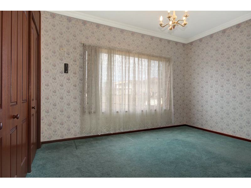 2/18 Rowland Avenue, Wollongong NSW 2500