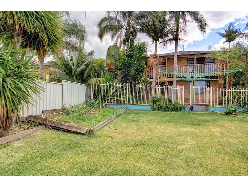 31 Thirroul Road, Kanahooka NSW 2530