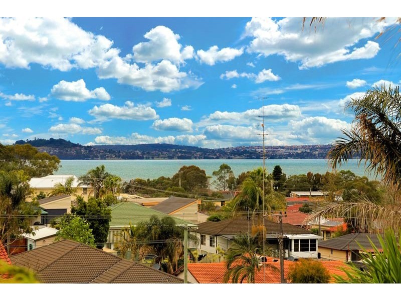 31 Thirroul Road, Kanahooka NSW 2530