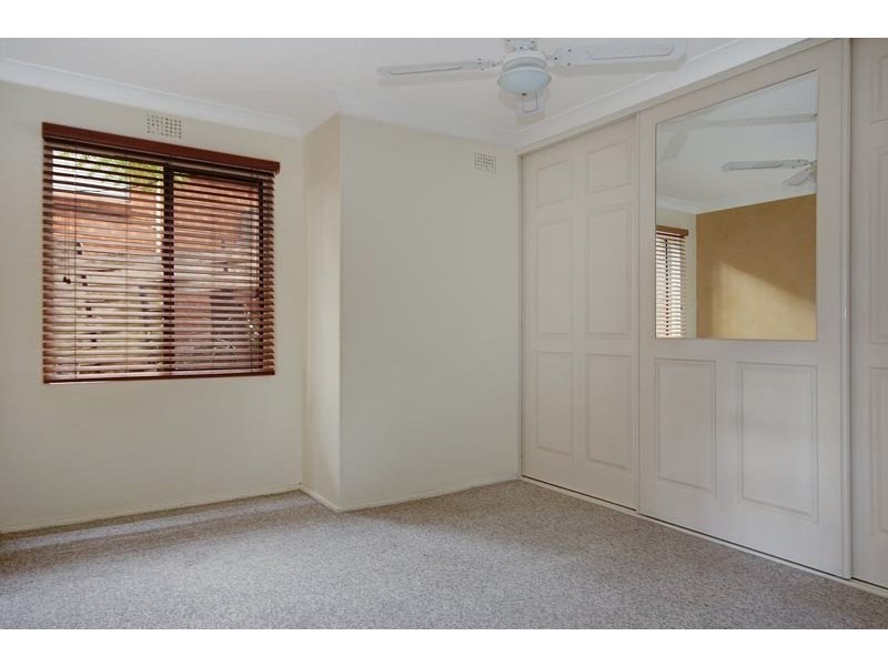 31 Thirroul Road, Kanahooka NSW 2530