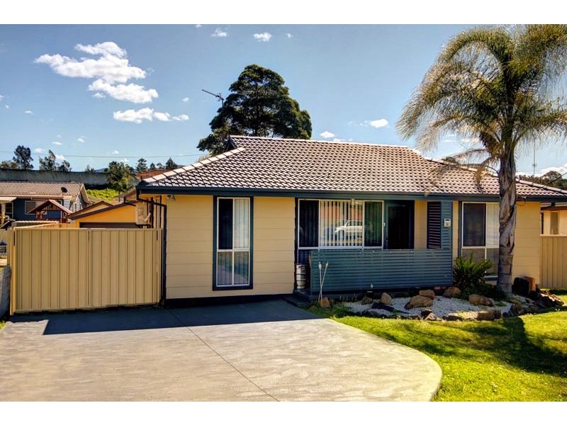 26 Bangaroo Avenue, Dapto NSW 2530